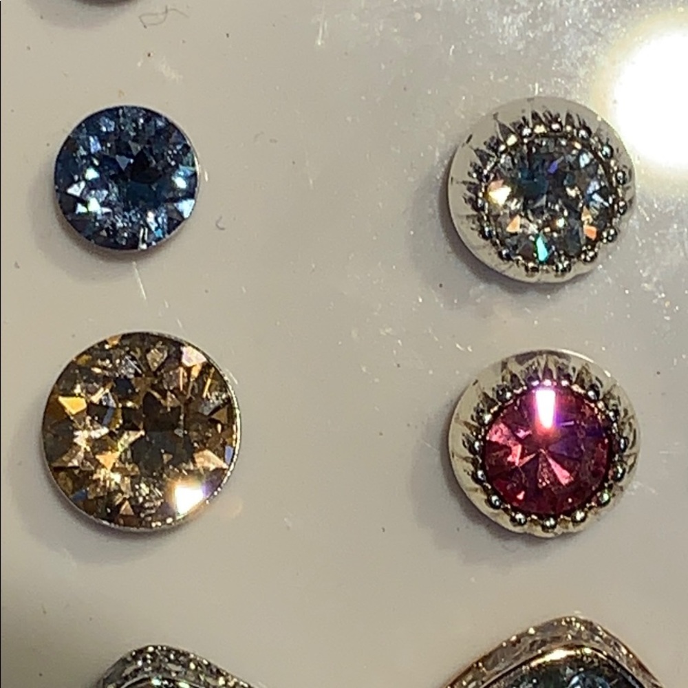 assorted Swarovski crystal studs - Picture 15 of 16